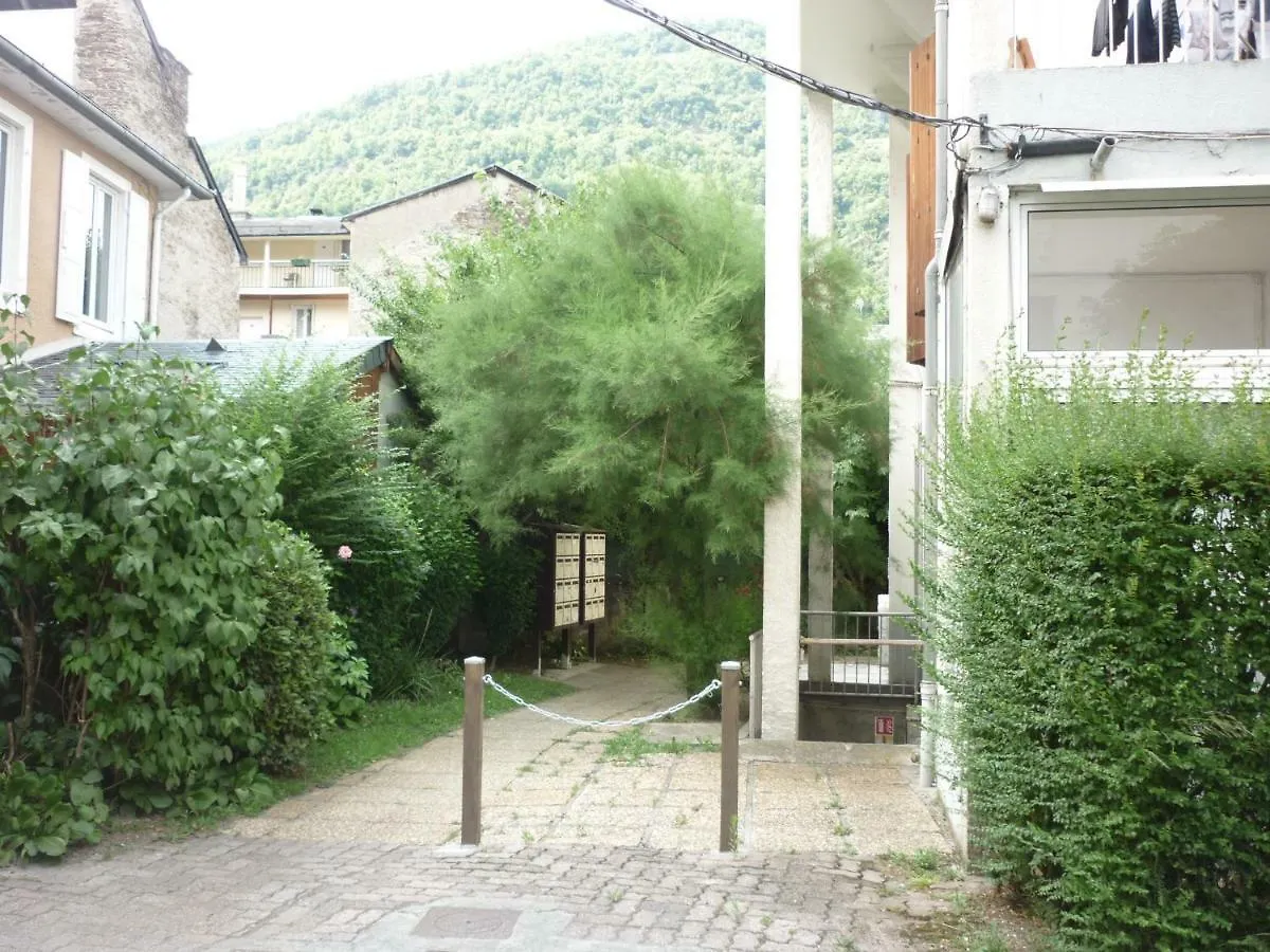 Le Pardeilhan Appt Chaleureux, Lumineux Avec Terrasse Et Parking En Coeur De Ville Bagnères-de-Luchon Franciaország